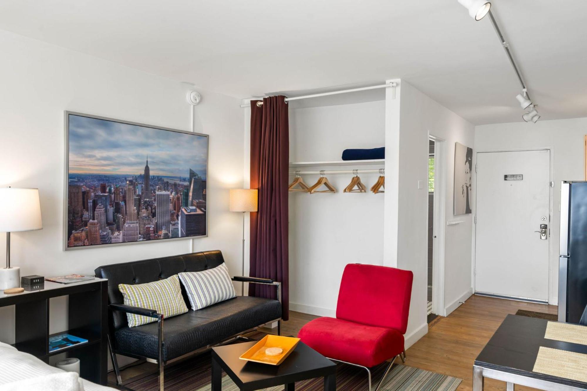Studios On 25Th By Bca Furnished Apartments Атланта Номер фото